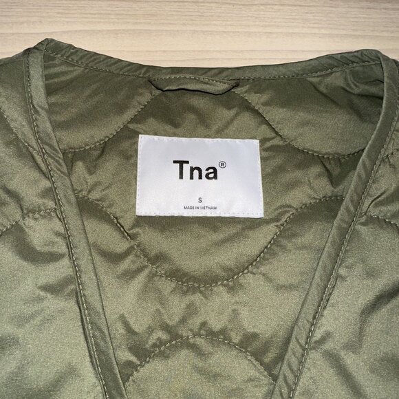 Aritzia Tna River Green V-Neck Zip Up Quilted Vest Women's Small S - Picture 2 of 7